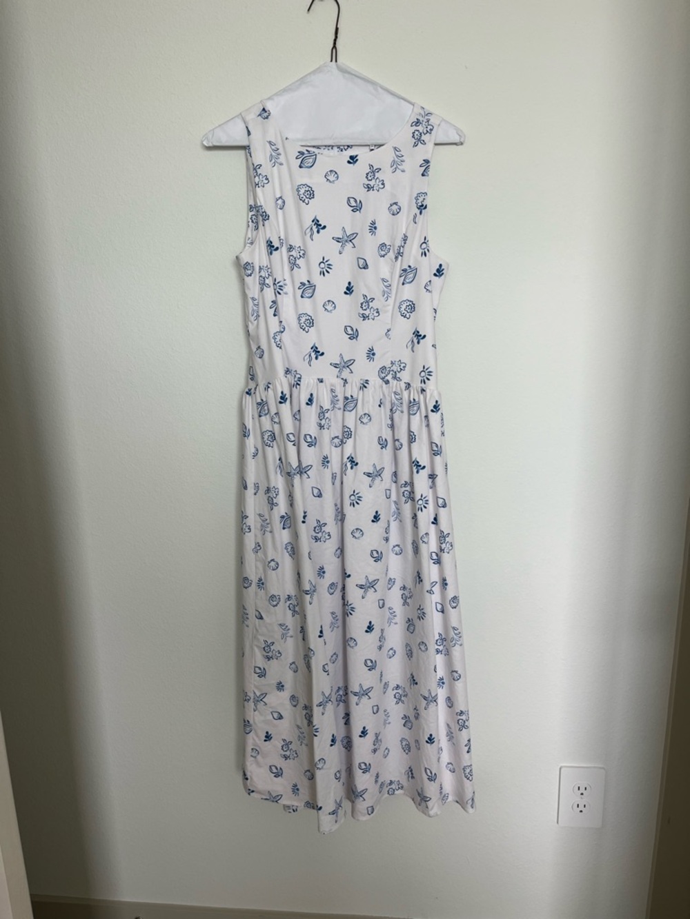 NWOT Blue and White Summer Print Dress